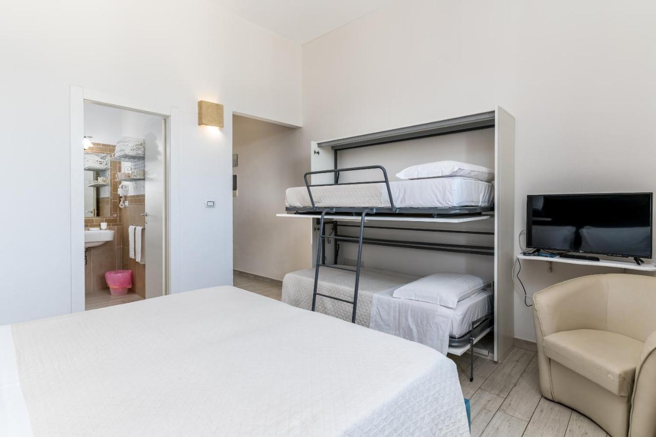 Hotel Reverse Torre Santa Sabina Kültér fotó
