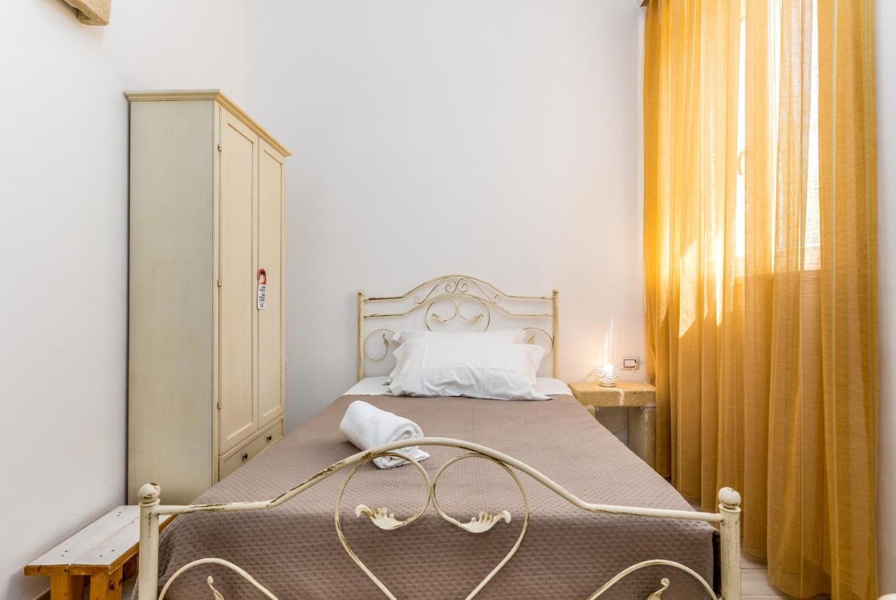 Hotel Reverse Torre Santa Sabina Kültér fotó